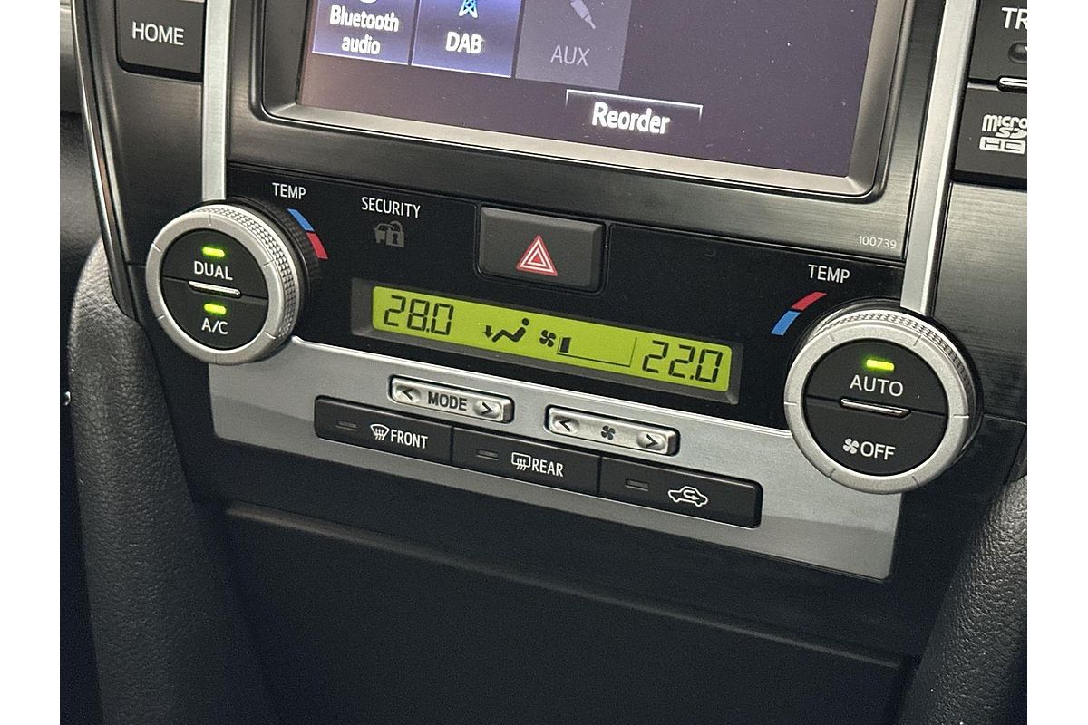 2017 Toyota Camry Atara S ASV50R