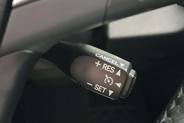 2017 Toyota Camry Atara S ASV50R