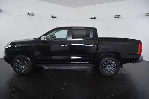 2025 Mitsubishi Triton GLS MV 4X4