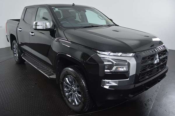 2025 Mitsubishi Triton GLS MV 4X4