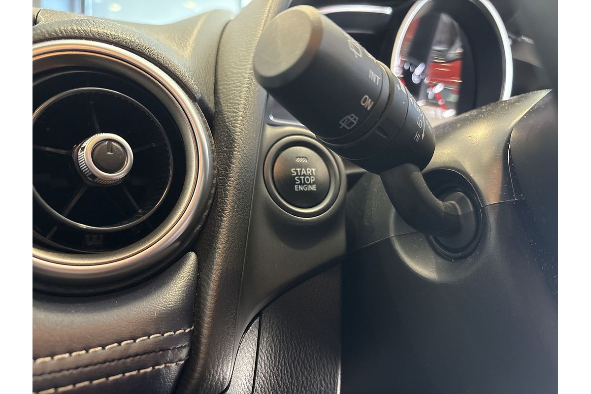 2022 Mazda 2 G15 Evolve DJ Series