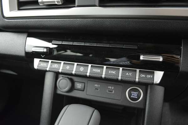 2025 Mitsubishi Triton GLS MV 4X4