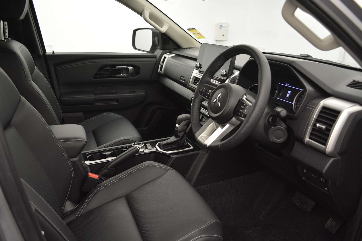 2025 Mitsubishi Triton GLS MV 4X4