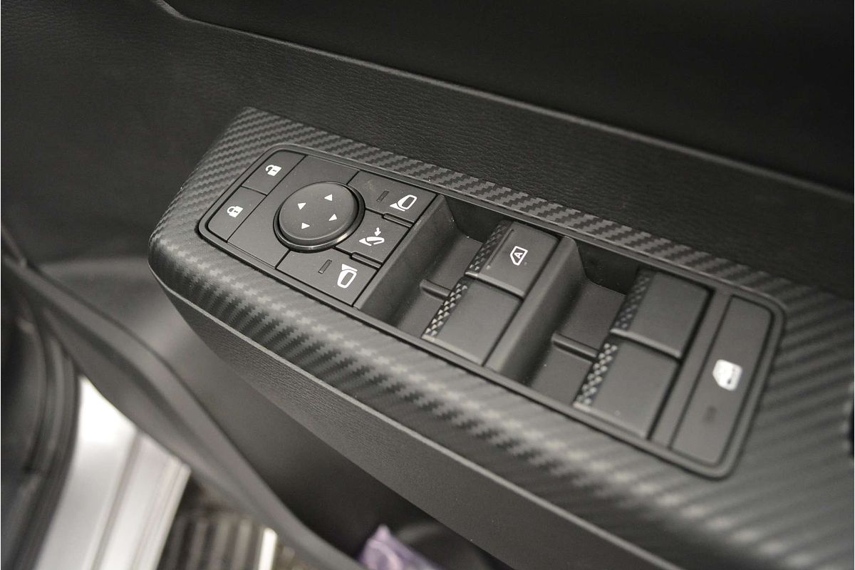 2025 Mitsubishi Triton GLS MV 4X4