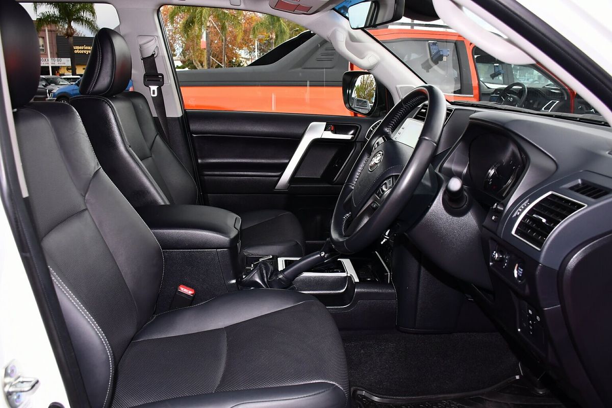2023 Toyota Landcruiser Prado VX GDJ150R