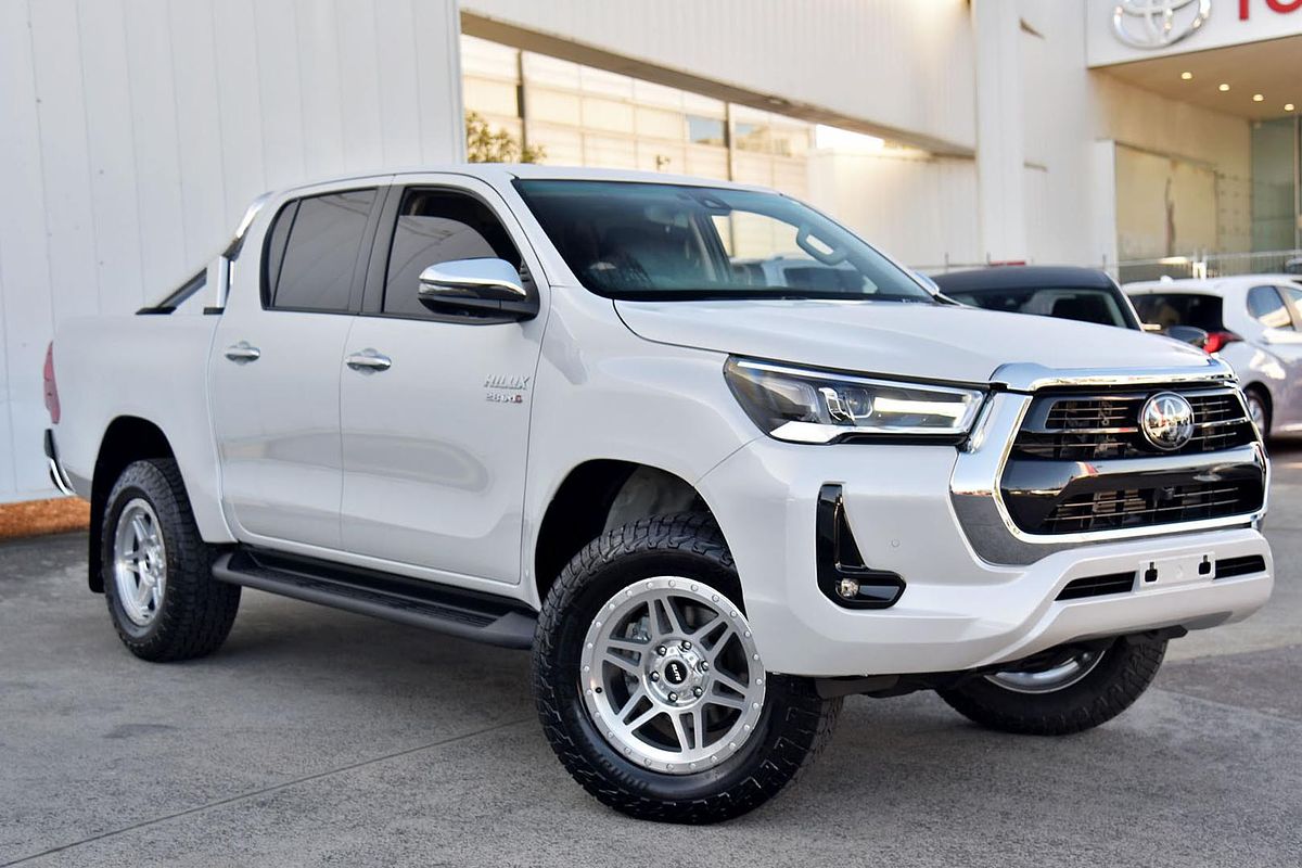 2023 Toyota Hilux SR5 GUN126R 4X4