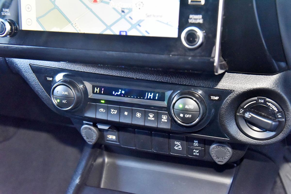 2023 Toyota Hilux SR5 GUN126R 4X4