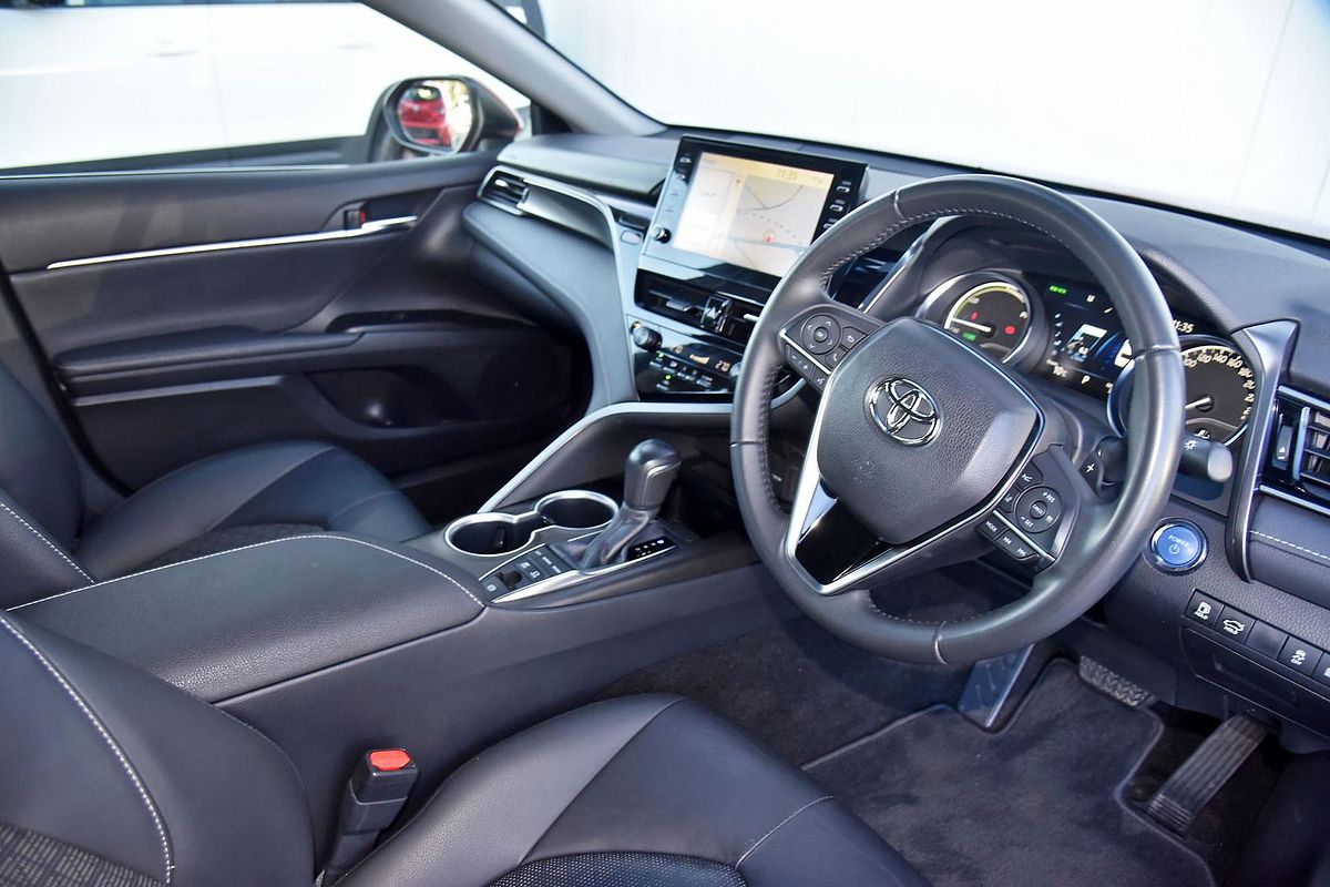 2023 Toyota Camry SX AXVH70R