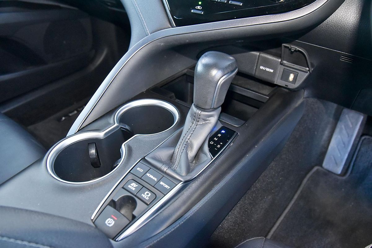 2023 Toyota Camry SX AXVH70R