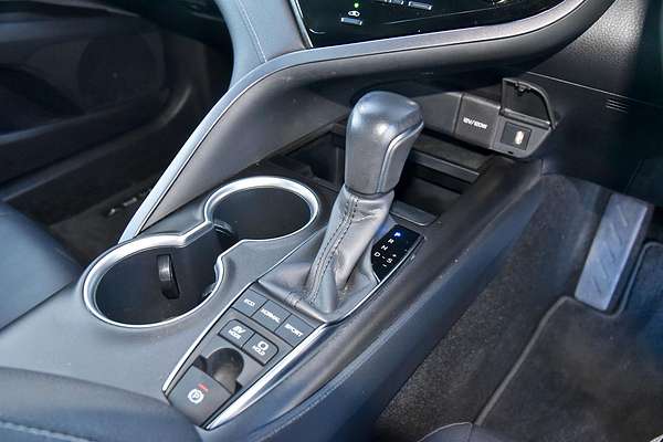 2023 Toyota Camry SX AXVH70R