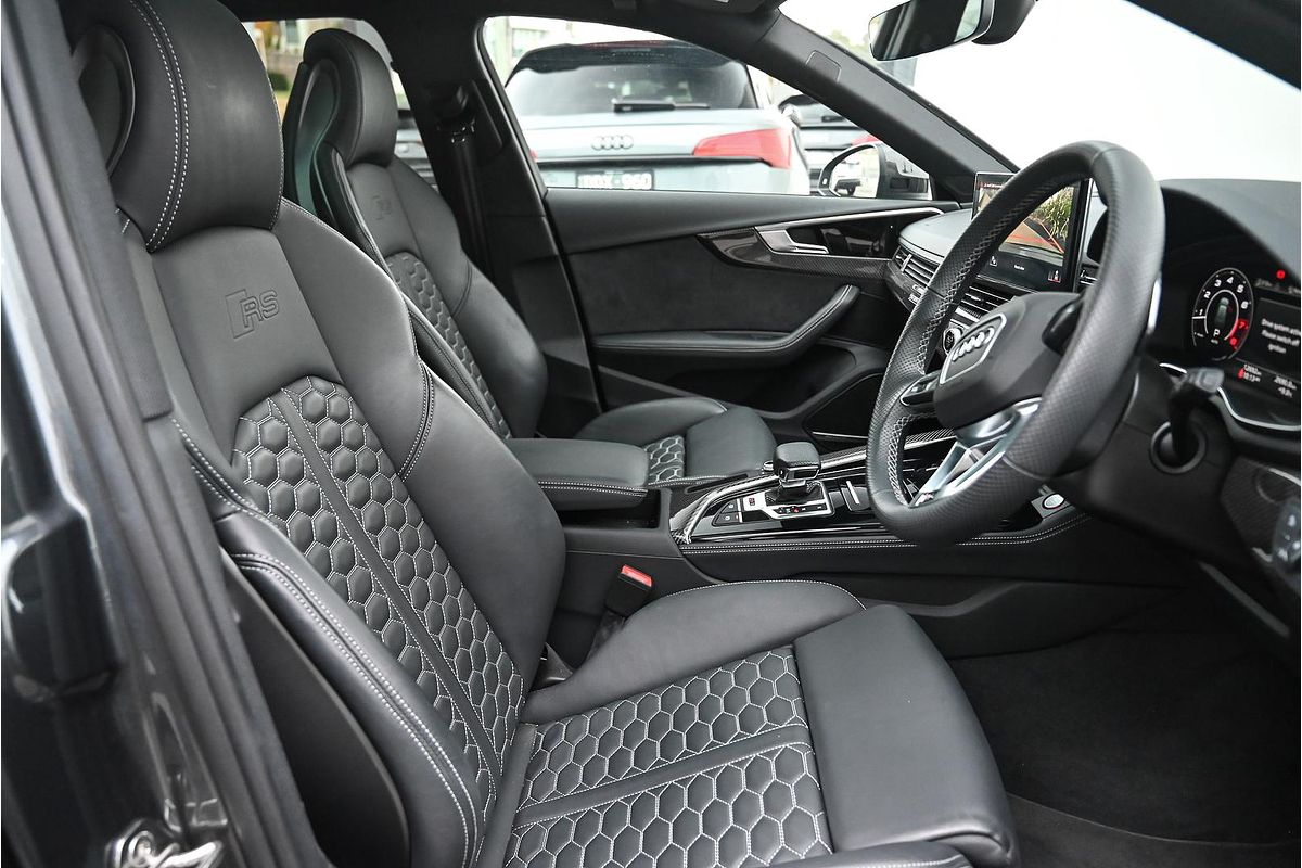 2022 Audi RS4 B9