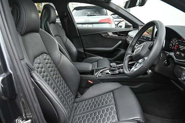 2022 Audi RS4 B9