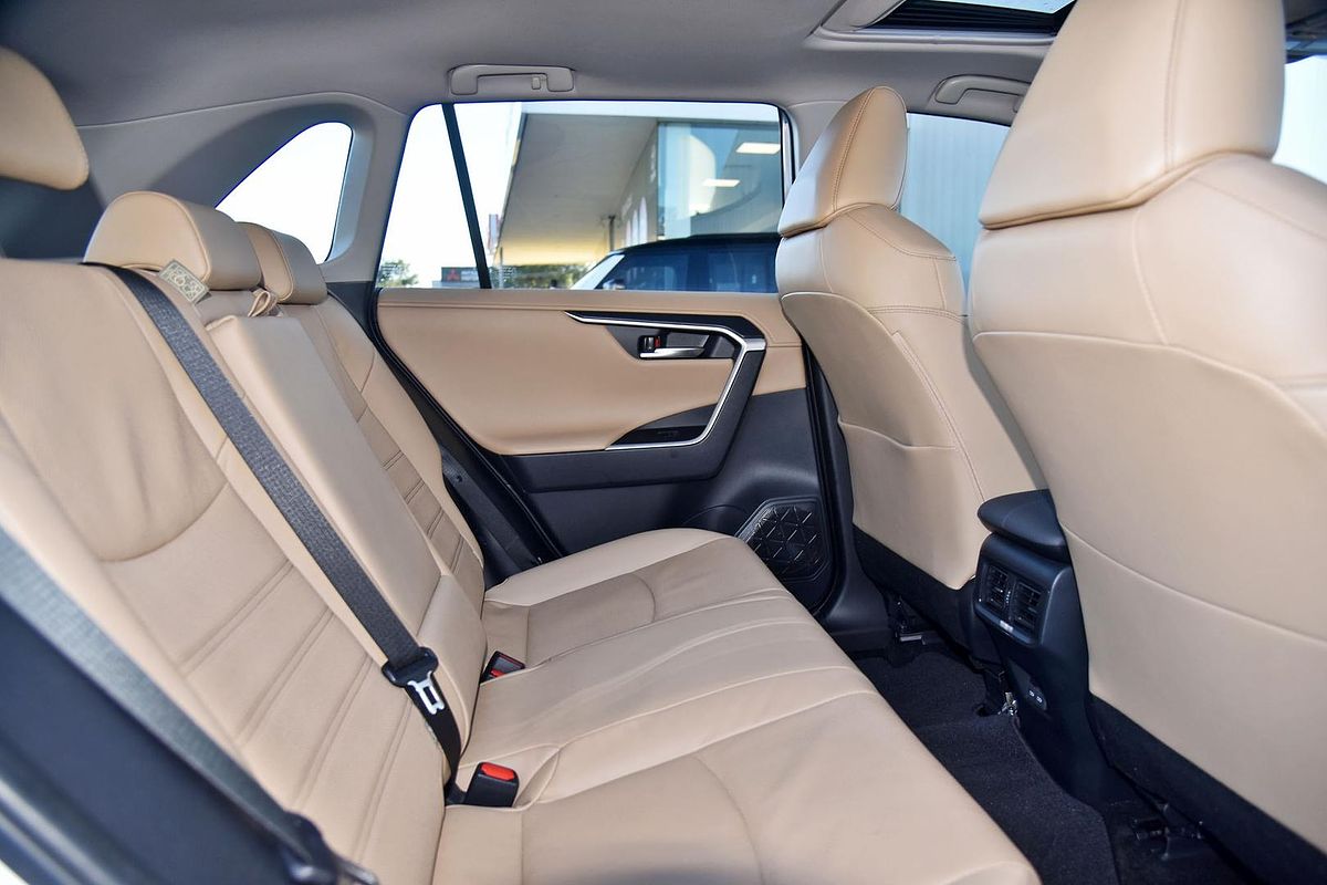 2024 Toyota RAV4 Cruiser AXAH52R