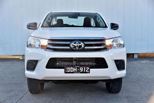 2024 Toyota Hilux SR GUN126R 4X4