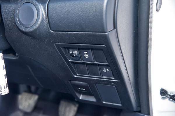 2024 Toyota Hilux SR GUN126R 4X4