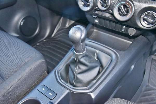 2024 Toyota Hilux SR GUN126R 4X4