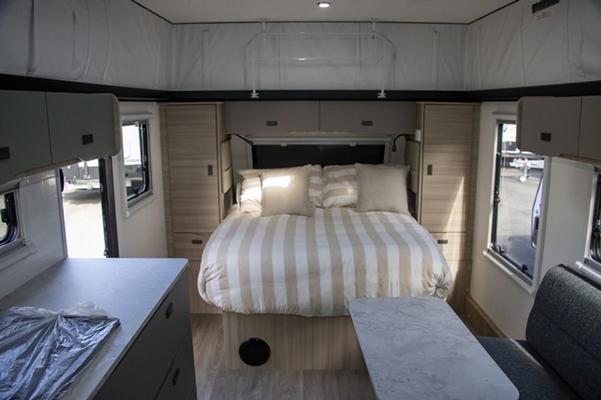 2025 Jayco DISCOVERY POPTOP 16.67-5.DY-MY25
