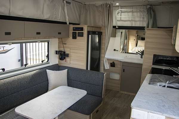 2025 Jayco DISCOVERY POPTOP 16.67-5.DY-MY25