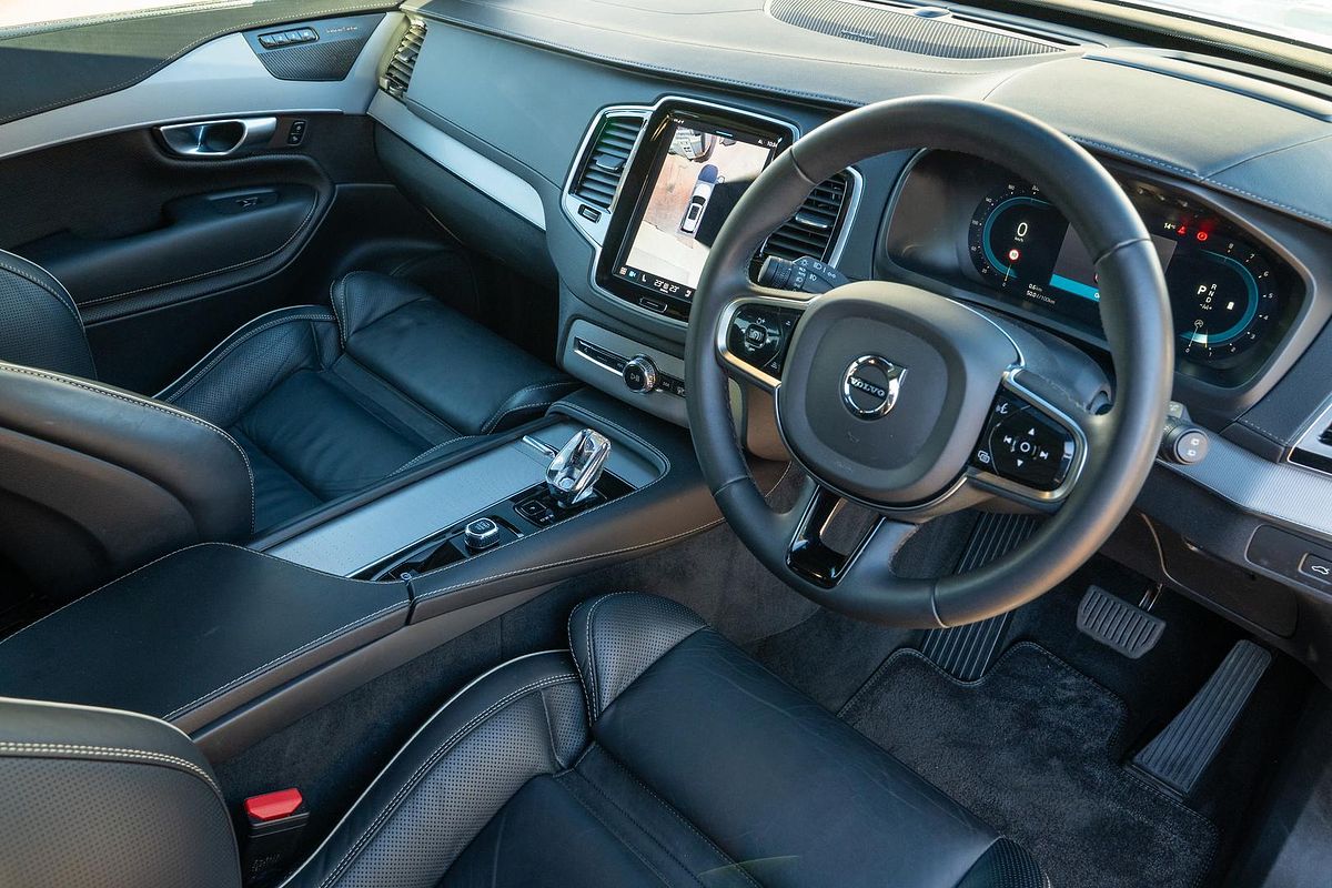 2023 Volvo XC90 Ultimate B6 Dark