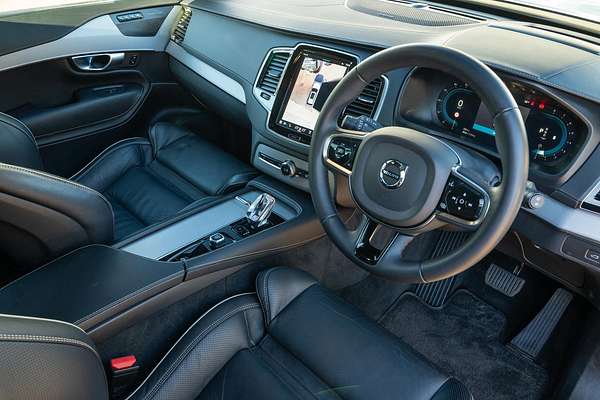2023 Volvo XC90 Ultimate B6 Dark