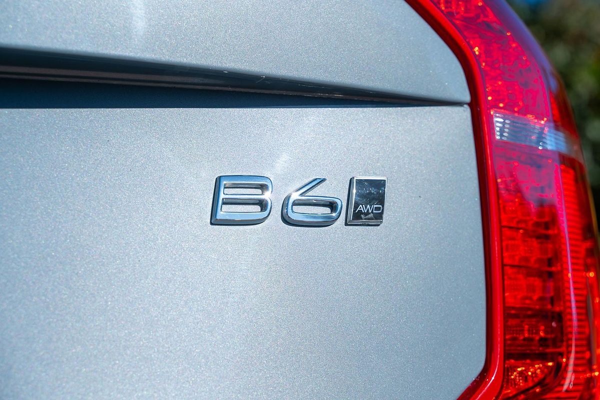 2023 Volvo XC90 Ultimate B6 Dark