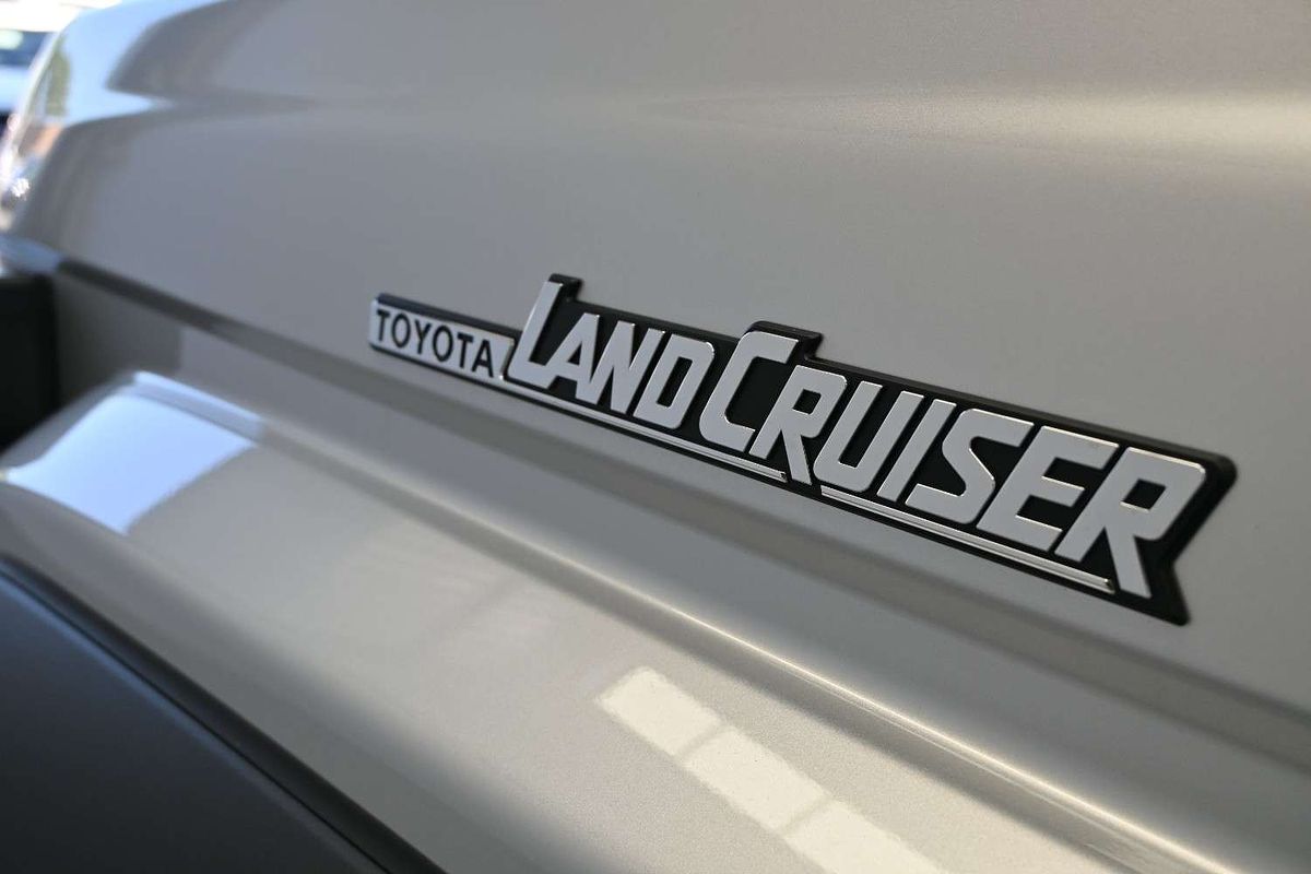 2025 Toyota Landcruiser GXL VDJL79R 4X4