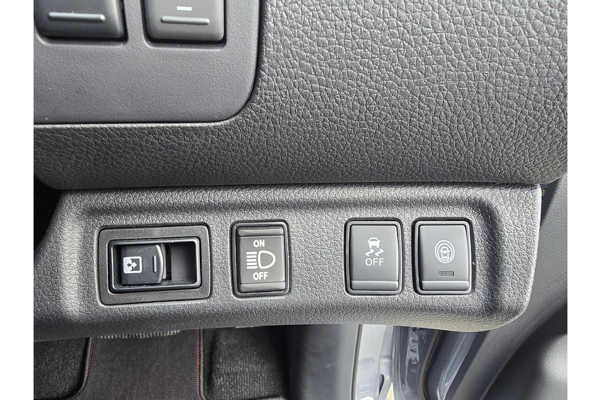 2024 Nissan Navara PRO-4X Warrior D23 4X4
