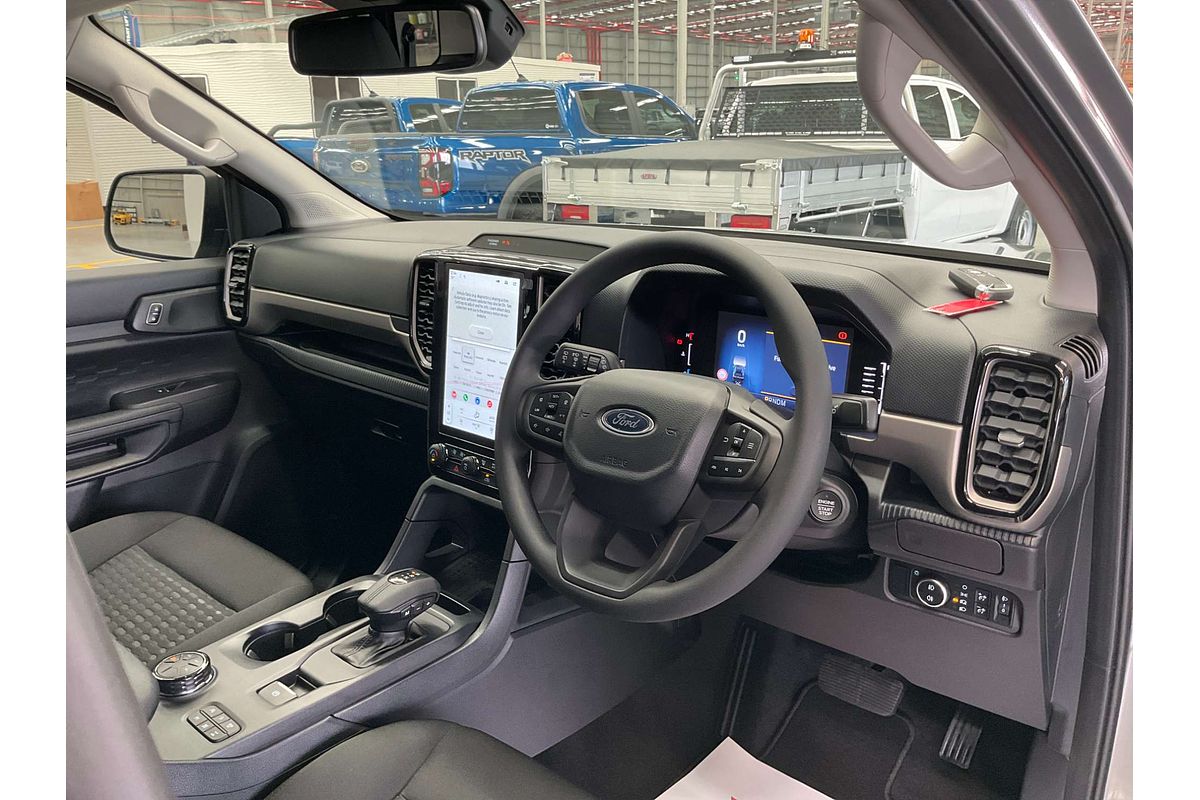 2024 Ford Everest Ambiente 2.0L