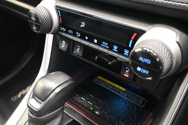 2020 Toyota RAV4 Cruiser AXAH54R