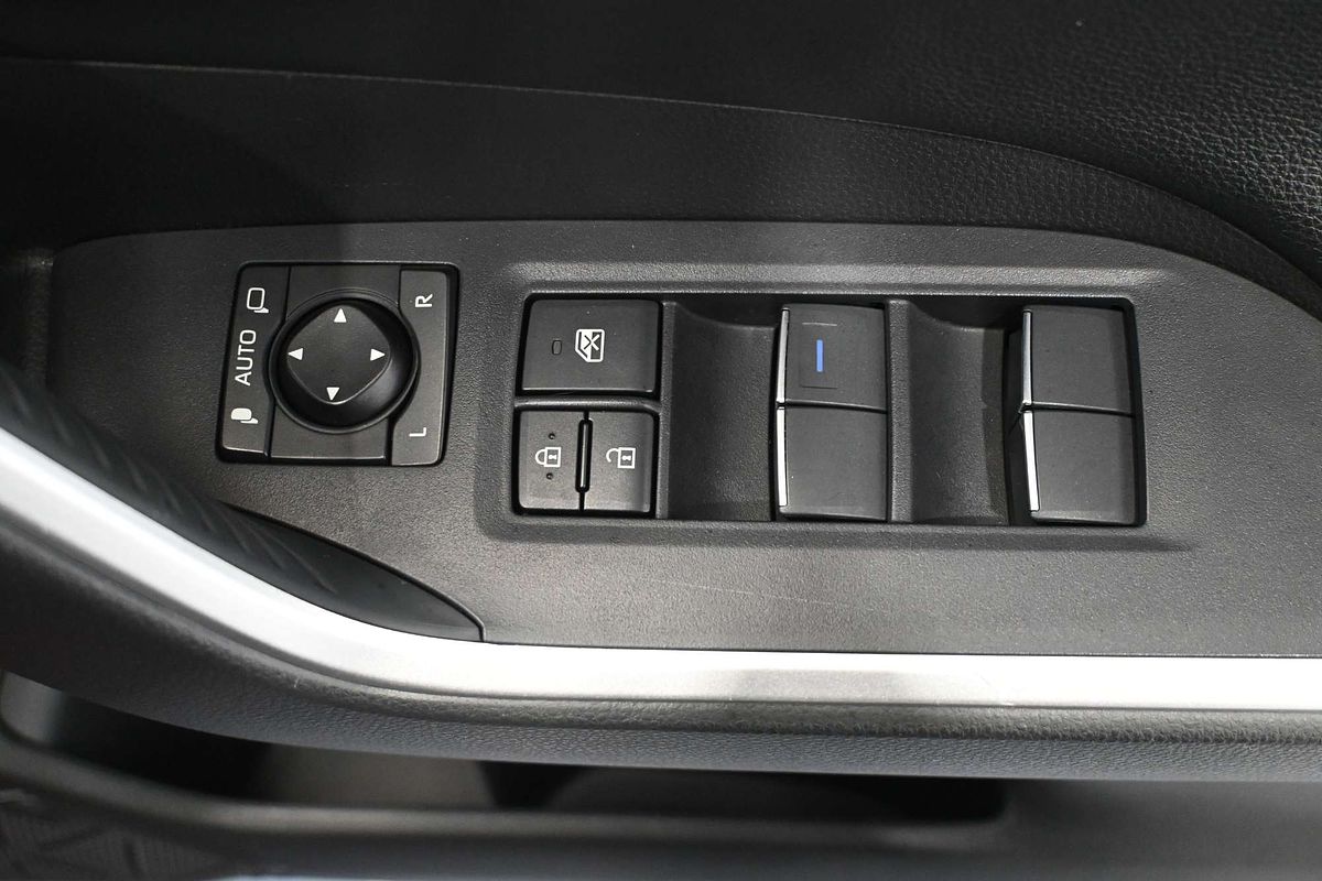 2020 Toyota RAV4 Cruiser AXAH54R