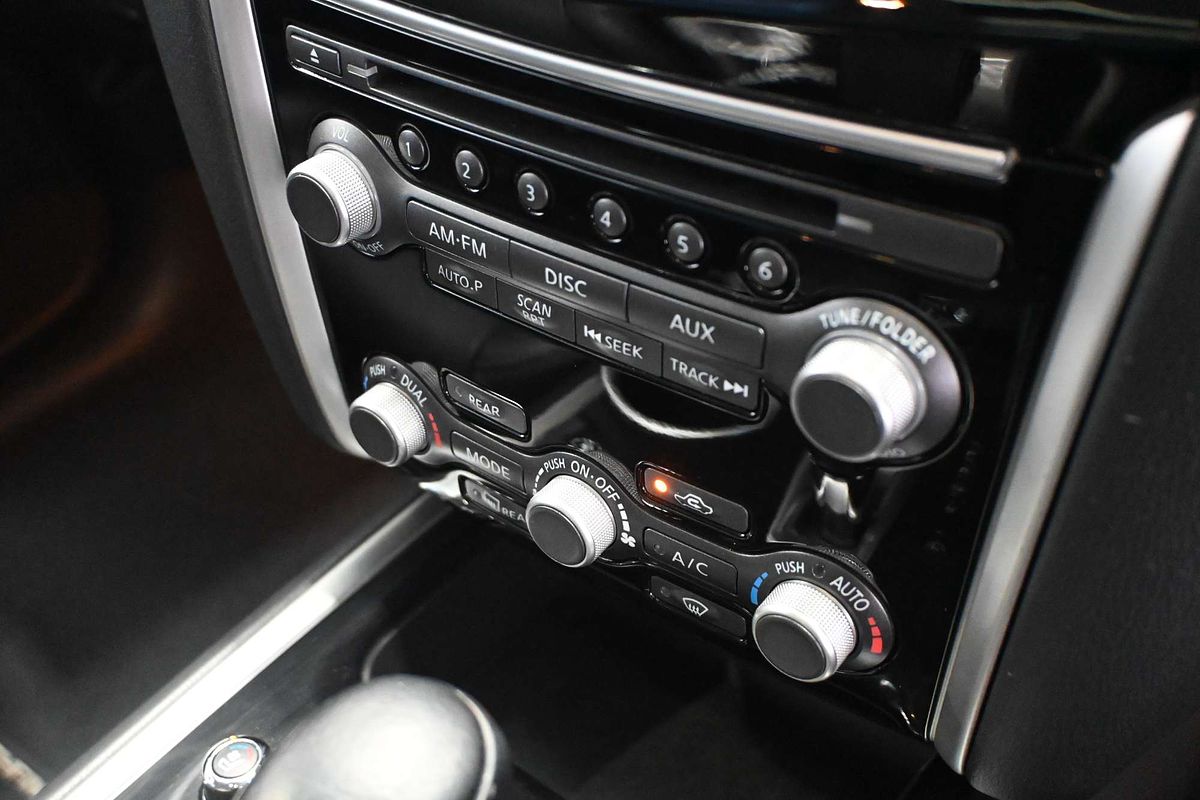2014 Nissan Pathfinder Ti R52