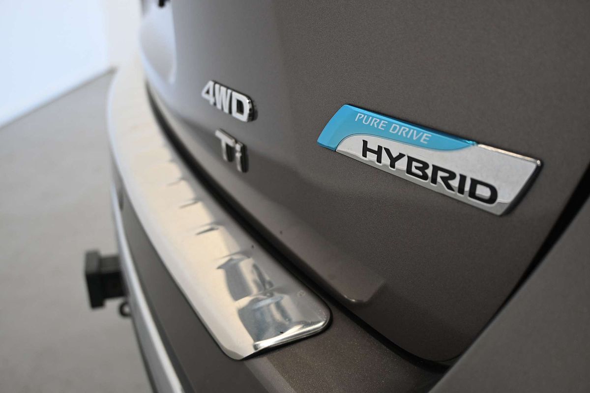 2014 Nissan Pathfinder Ti R52