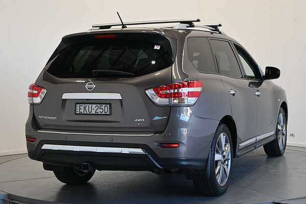 2014 Nissan Pathfinder Ti R52