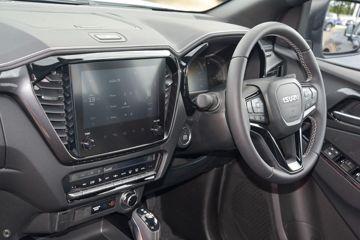 2025 Isuzu D-MAX BLADE 4X4