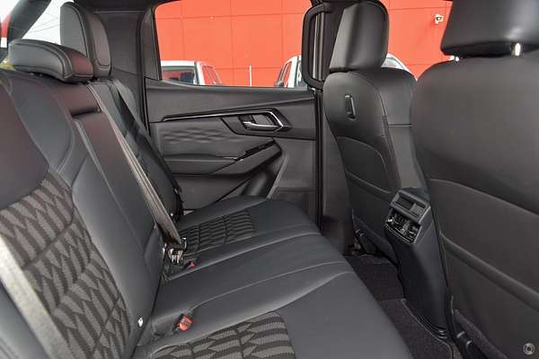2025 Isuzu D-MAX BLADE 4X4