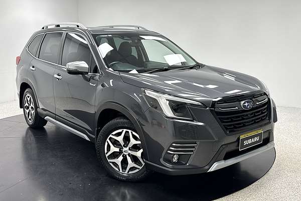 2022 Subaru Forester Hybrid L S5