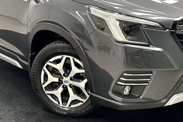 2022 Subaru Forester Hybrid L S5
