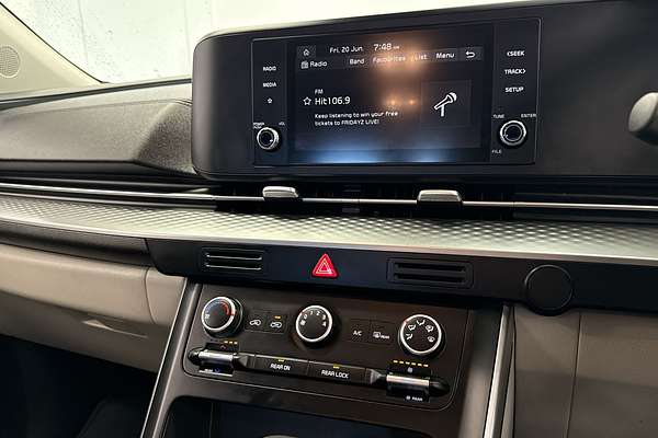 2023 Kia Carnival S KA4