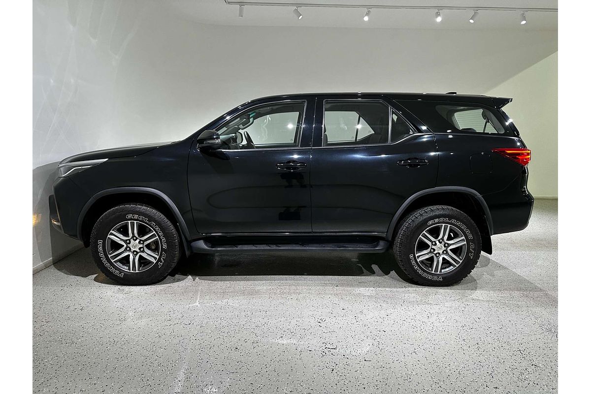 2022 Toyota Fortuner GX GUN156R
