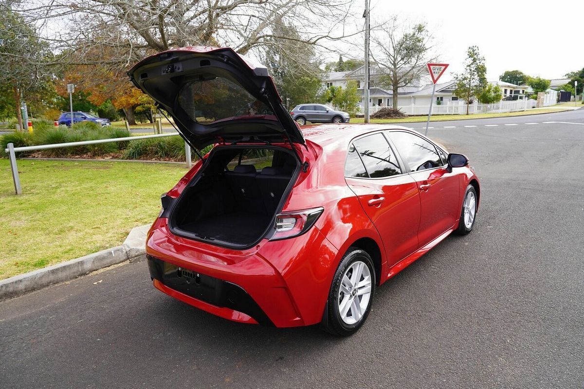 2019 Toyota Corolla Ascent Sport MZEA12R
