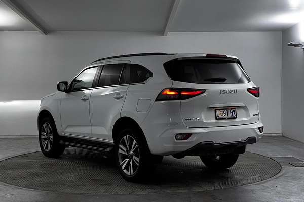 2023 Isuzu MU-X LS-T