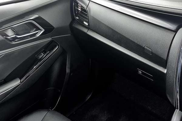 2023 Isuzu MU-X LS-T