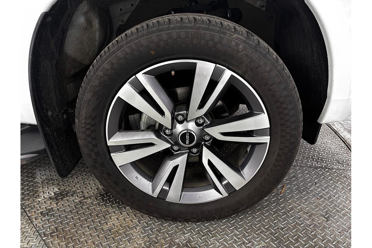 2023 Isuzu MU-X LS-T