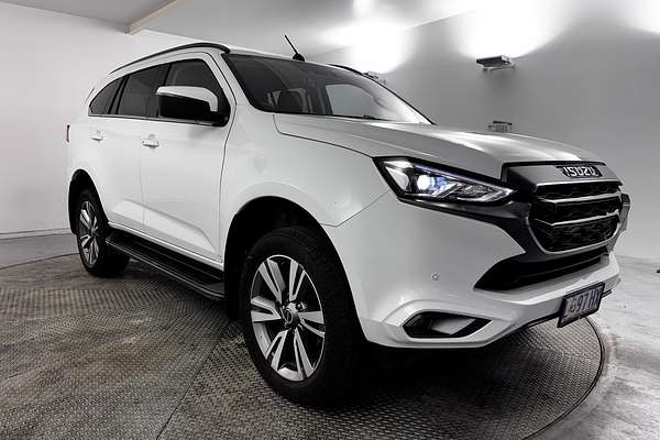 2023 Isuzu MU-X LS-T