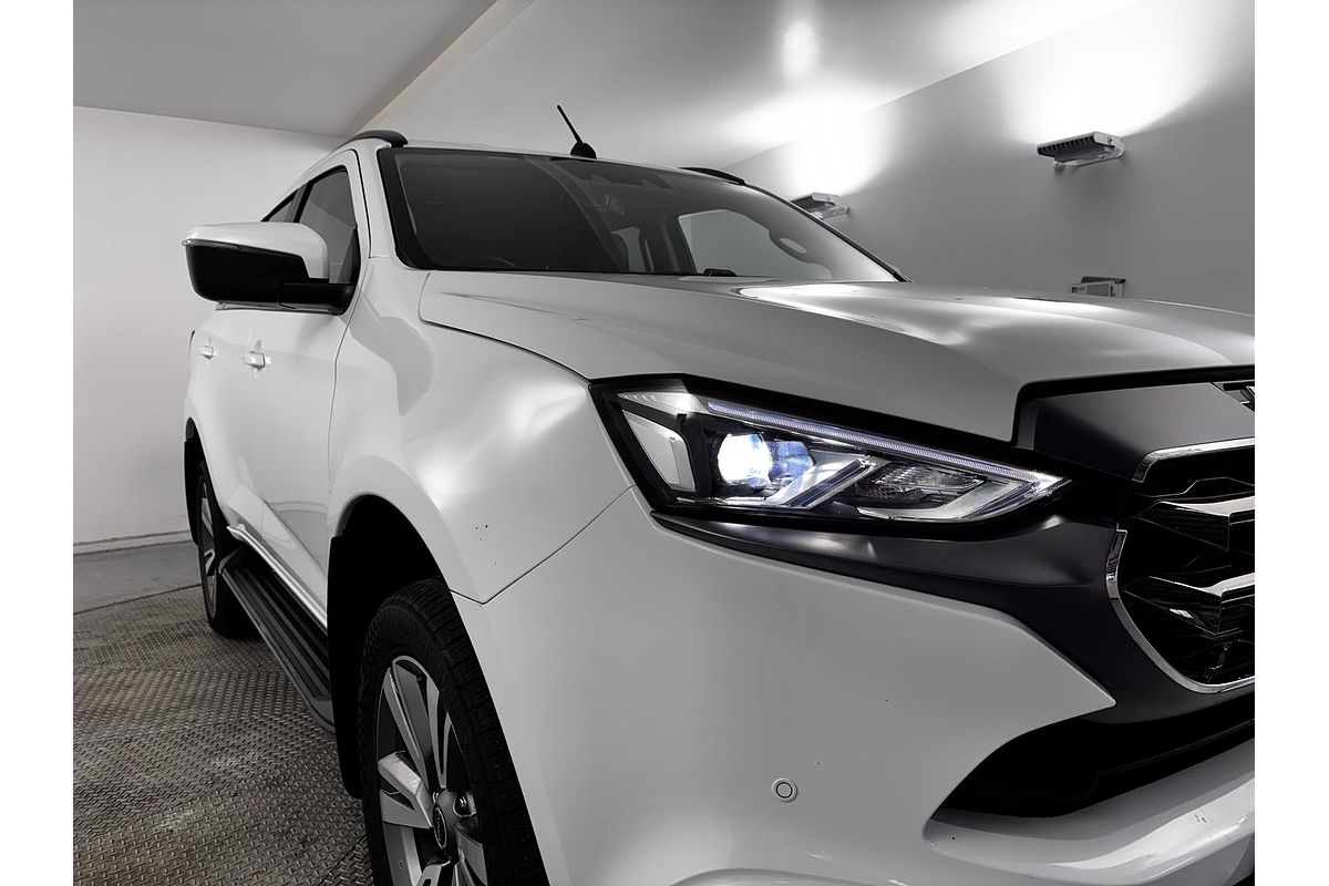 2023 Isuzu MU-X LS-T