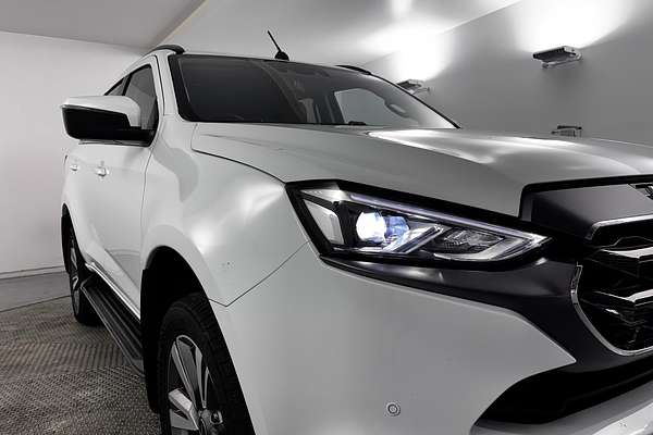 2023 Isuzu MU-X LS-T