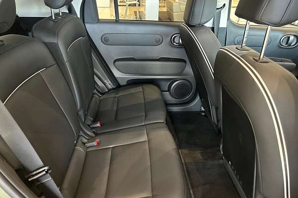 2025 Hyundai INSTER Cross AX.V1