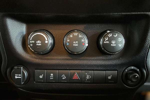 2015 Jeep Wrangler Unlimited Overland JK