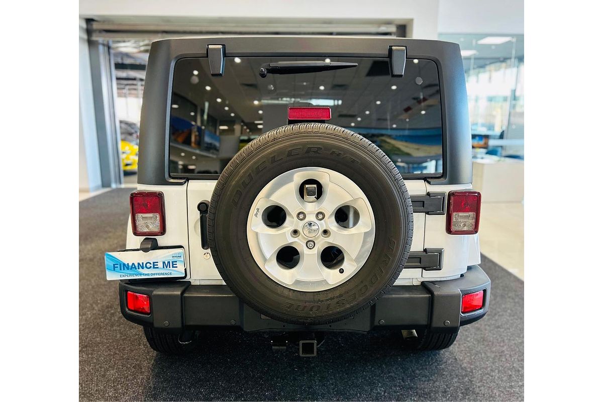 2015 Jeep Wrangler Unlimited Overland JK