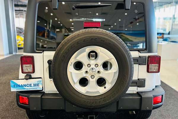 2015 Jeep Wrangler Unlimited Overland JK